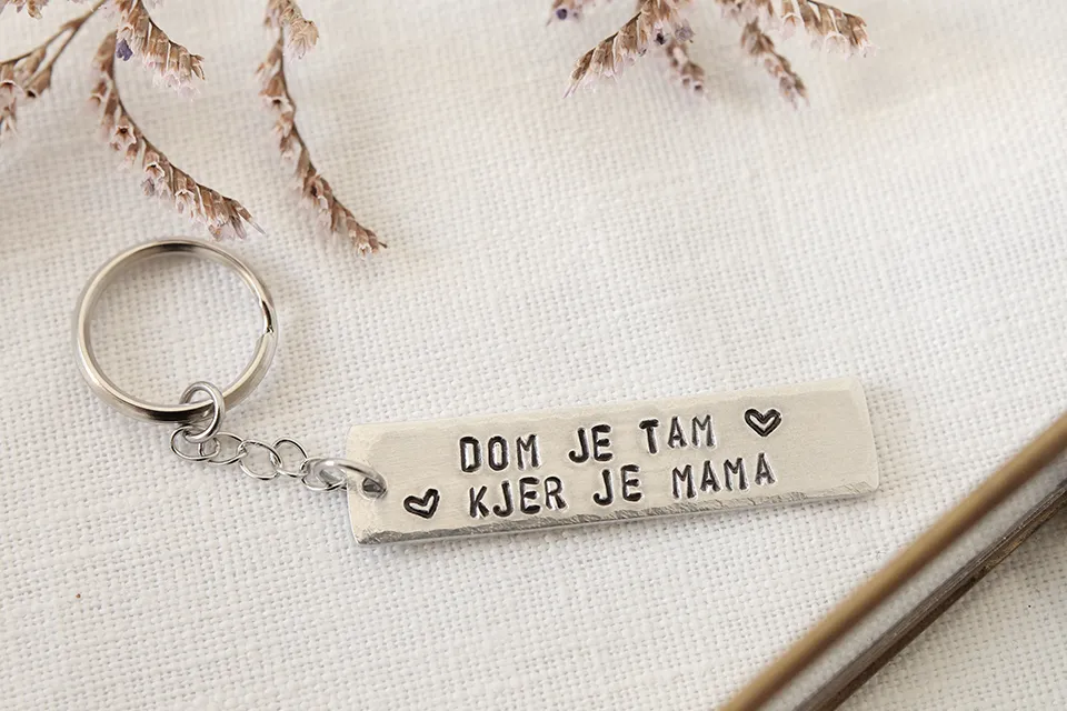 Obesek za ključe Dom je tam kjer je mama