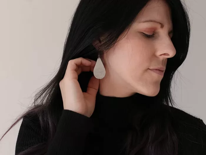 Viseči uhani Kaplja