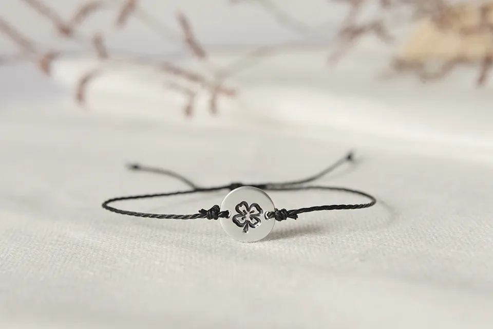 Zapestnica za srečo s štiriperesno deteljico